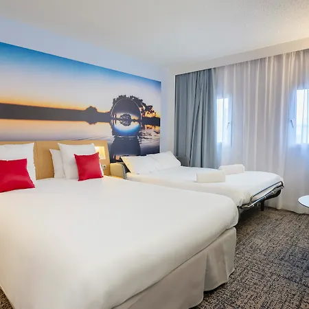 מלון Novotel Centre Compans Caffarelli