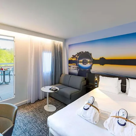 Novotel Centre Compans Caffarelli 4*